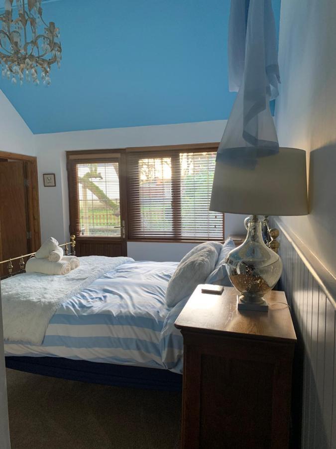 Newton Farmhouse Whiteparish Extérieur photo